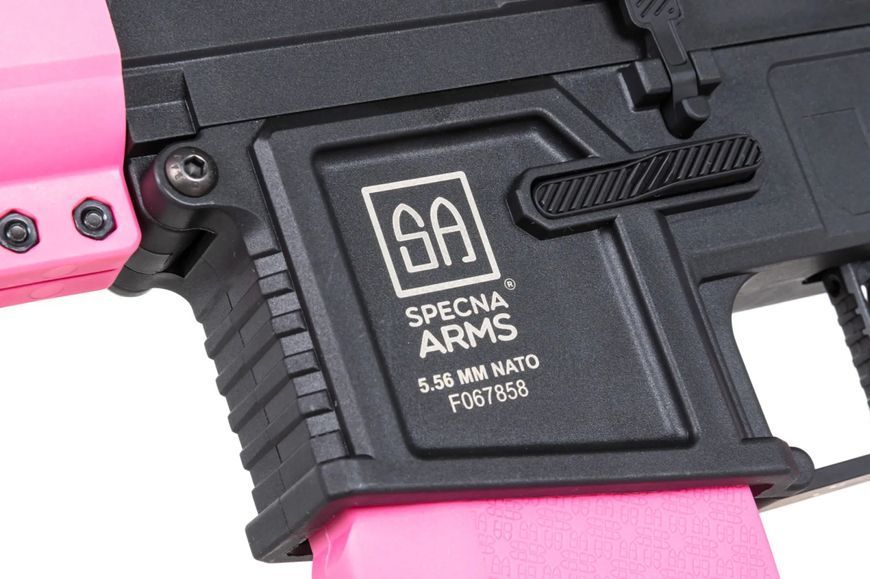 Страйкбольна штурмова гвинтівка Specna Arms SA-F04-RL FLEX BLDC Light Ops Stock/ HAL ETU Gen. 2 Pink 34169 фото