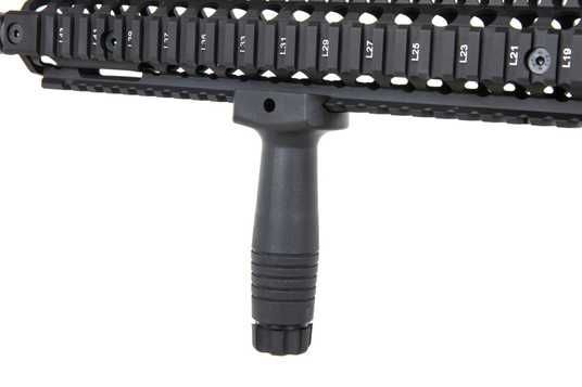 Купити страйкбольну штурмову гвинтівку Specna Arms Daniel Defense