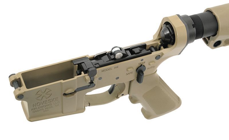 Страйкбольна штурмова гвинтівка Double Eagle Noveske N4 MWS Gen3 Gas BlowBack rifle Tan 33545 фото