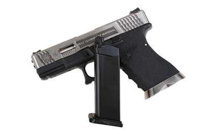 Купити Страйкбольний пістолет WE Glock 19 Force pistol Metal Silver GBB в магазині Strikeshop