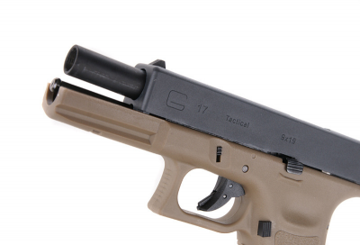 Купити Страйкбольний пістолет WE Glock 17 Gen.3 Metal Tan GBB в магазині Strikeshop