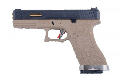 Купити Страйкбольний пістолет WE Glock 17 Force pistol Metal Tan-Gold GBB в магазині Strikeshop