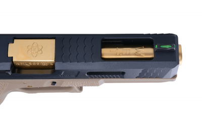 Купити Страйкбольний пістолет WE Glock 17 Force Tan GBB в магазині Strikeshop